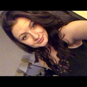 Meet your Posher, Kaleigh